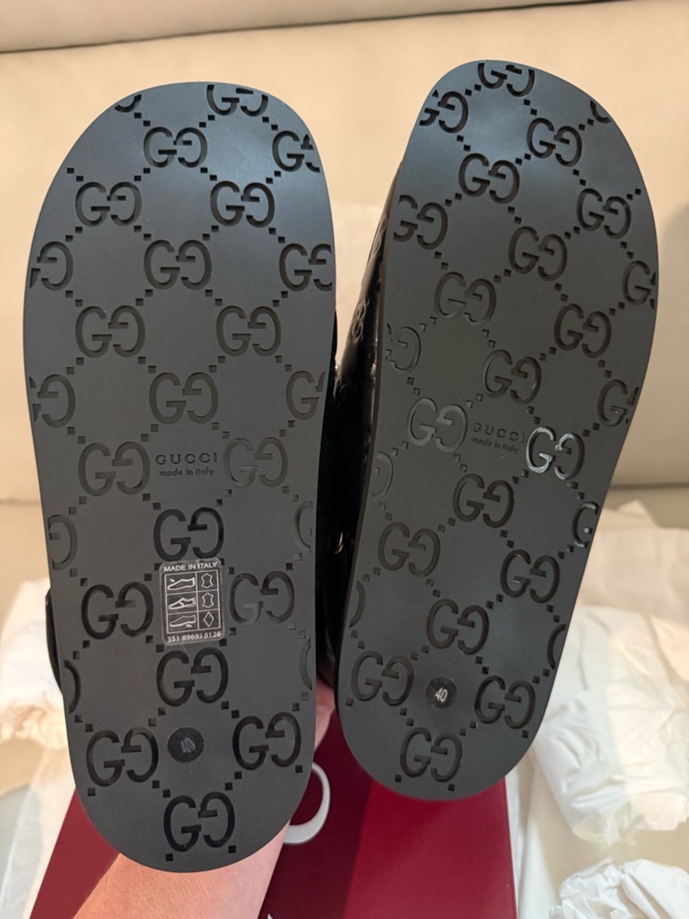Gucci Black Embossed GG Kids Sandals with Gold Logo - Picture 3 of 12